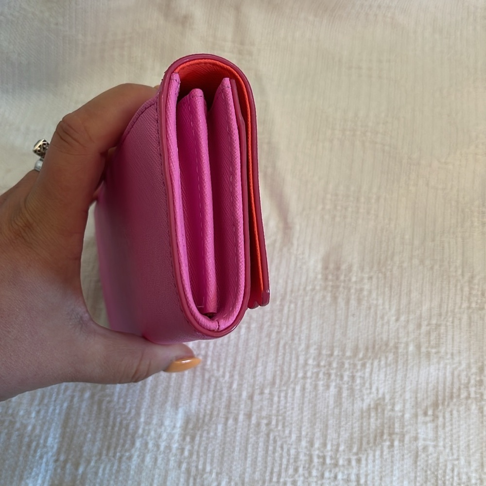 KATE SPADE - scalloped wallet - NWOT - Picture 5 of 10